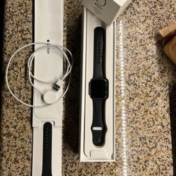 Apple Watch - Series 6 & Series 3