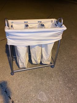 Heavy-duty rolling laundry sorter