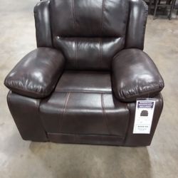 Brenham Mahogany Recliner @ American Freight In Bryan TX 