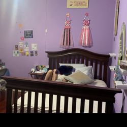 Baby Crib That Turns To A Full Size Bed 