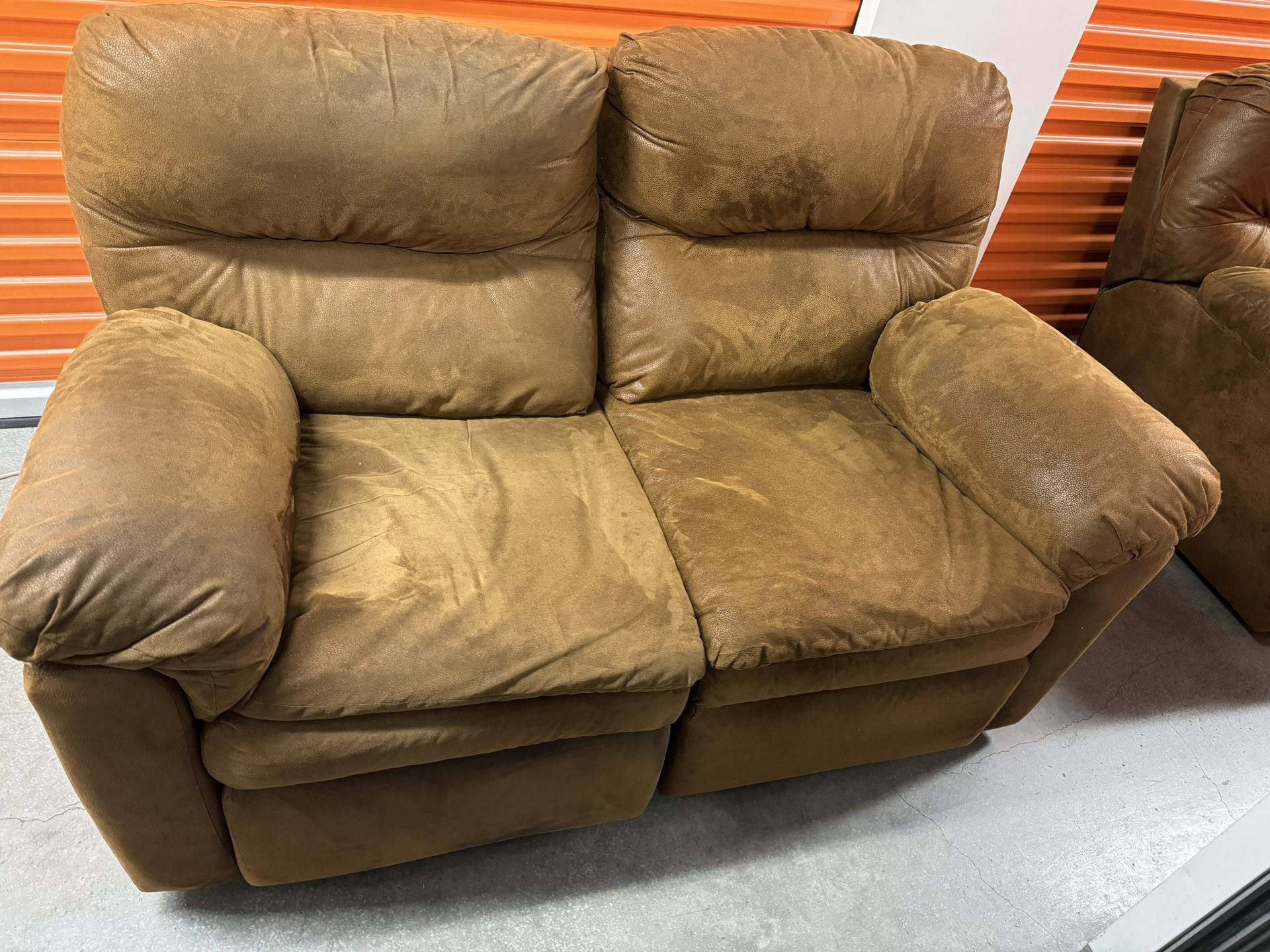 Recliner/ Sofa / Leaving Room Set