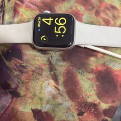 Apple Watch SE