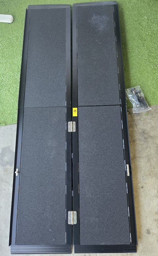 6FT Portable Wheelchair Ramp with Quick-Lock, Black Seamless Non-Slip Aluminum Folding Handicap Ramp,Threshold Ramp