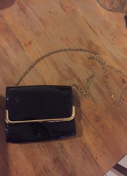 Black clutch