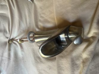 Bathroom Water Faucet By Price Pfister $25 Obo