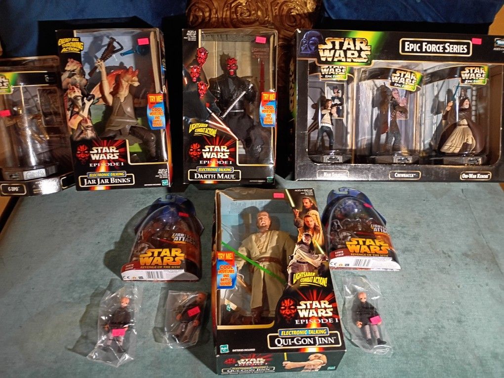 Collectible Star Wars Figurines Brand New Hasbro Toys