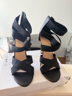 New!!!Black Strappy Block Heel Sandals Size 7