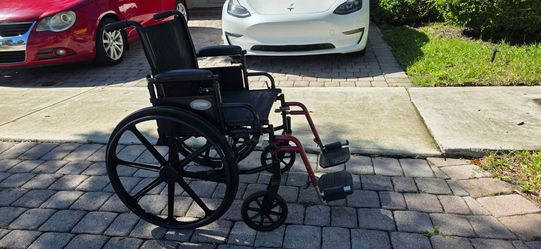 Standard Manual Wheelchair with Footrests