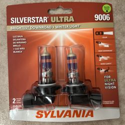 SYLVANIA - 9006 SilverStar Ultra - High Performance Halogen Headlight Bulb, High Beam, Low Beam and Fog Replacement Bulb, Brightest Downroad with Whit
