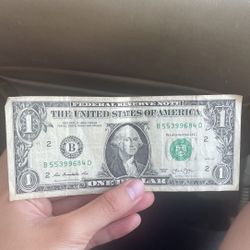2013 Series 1$ Bill With Letter B No Star