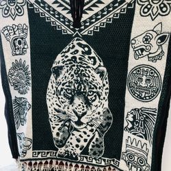 AZTECA PONCHÓ 