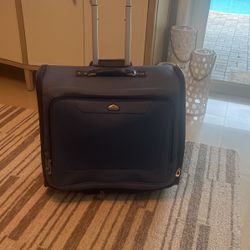 Garment Luggage Rolling