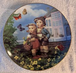 Hummel Collection of Little Companions