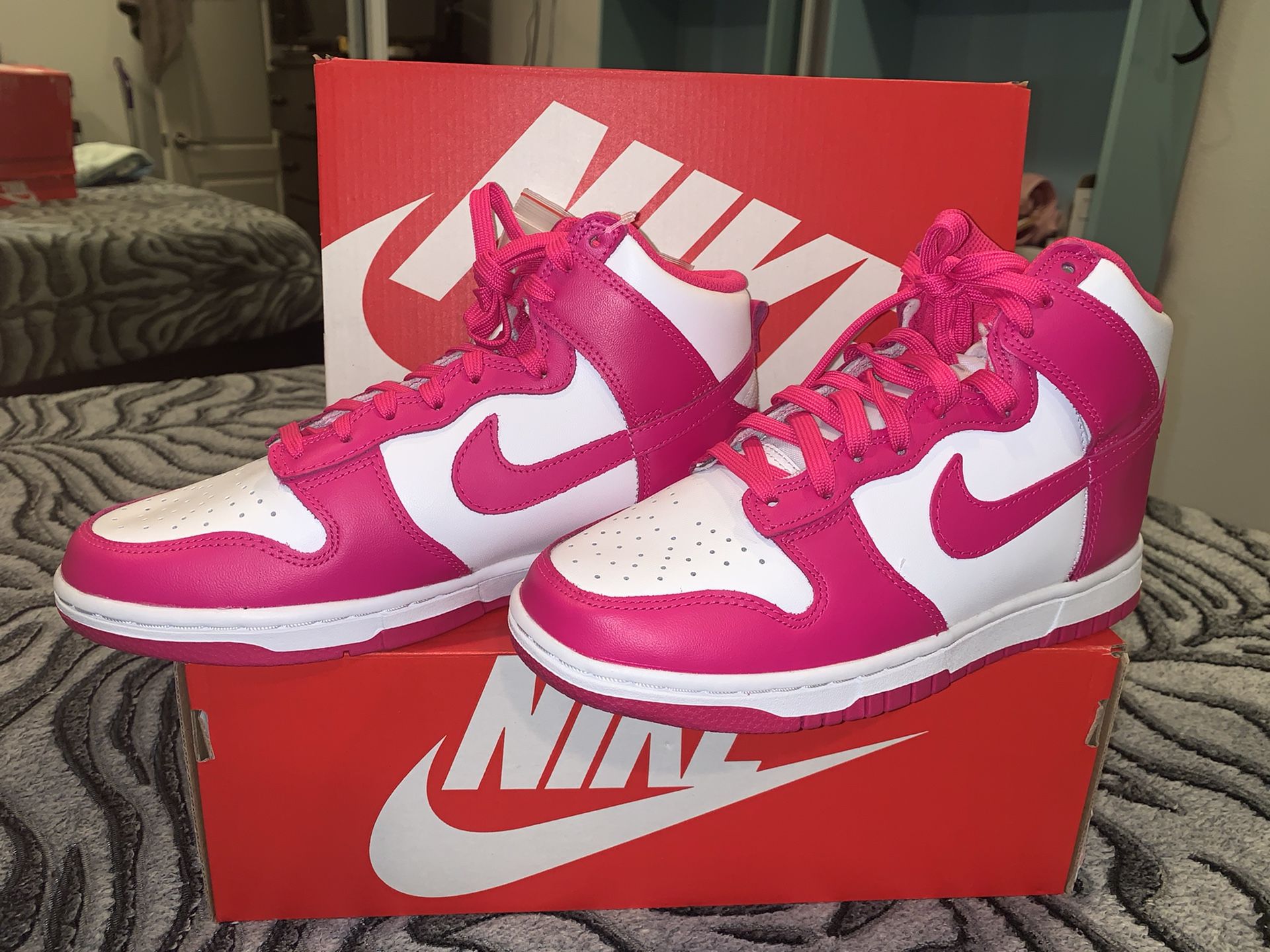 w Nike Dunk High Pink Prime