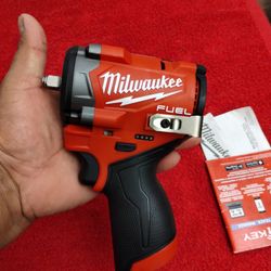 550 Lbs Torque M12 Milwaukee Fuel 3/8 Impact Wrench Tool Only $179