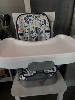 Space saver high chair
