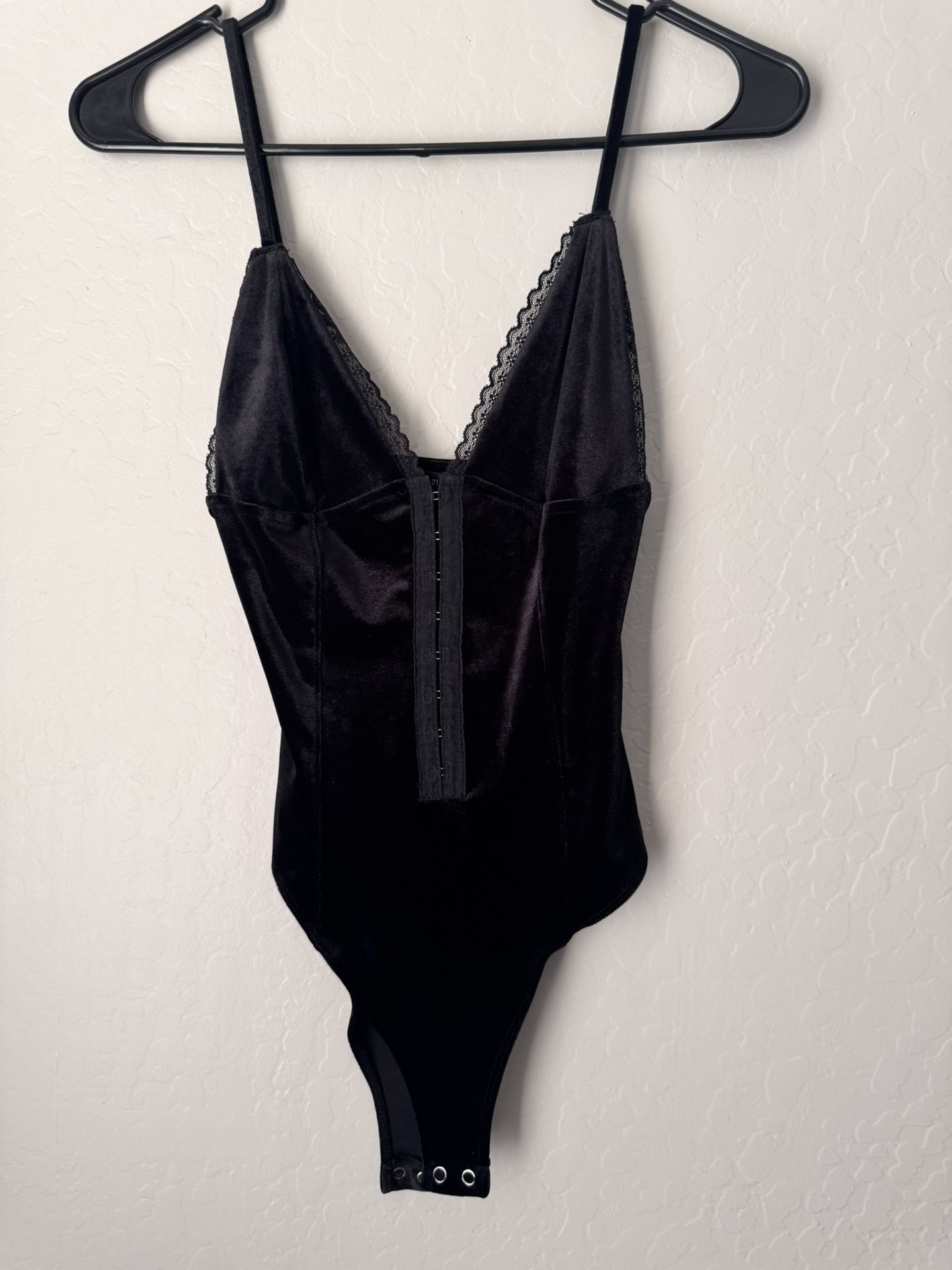 Black Velvet Bodysuit With Lace Trim, Adjustable Straps