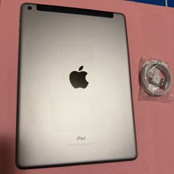 iPad 6th Gen 128 GB WiFi + Cellular Unlocked Excellent Condition 