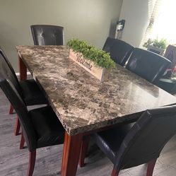 DINNING TABLE 