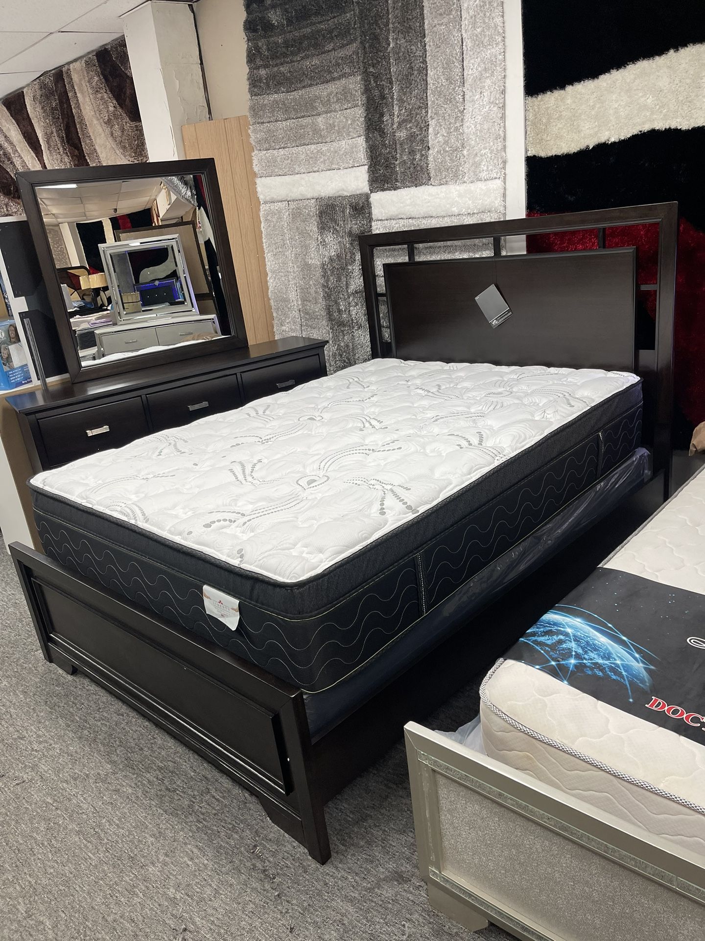 New 5-PCs Dark Brown Queen Bedroom Set