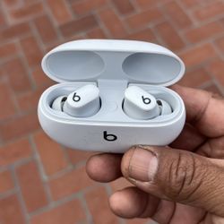 Beats Studio Buds