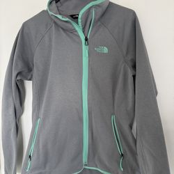 The NorthFace Women’s Jacket 