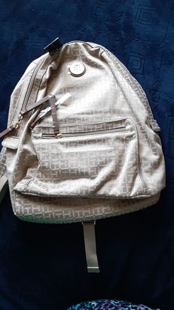 Mochilas y bolsas y carteras
