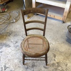 Antique Rush Chair 