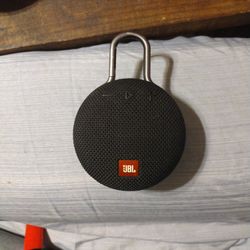 Black Portable Wireless JBL Clip 3 Bluetooth Speaker