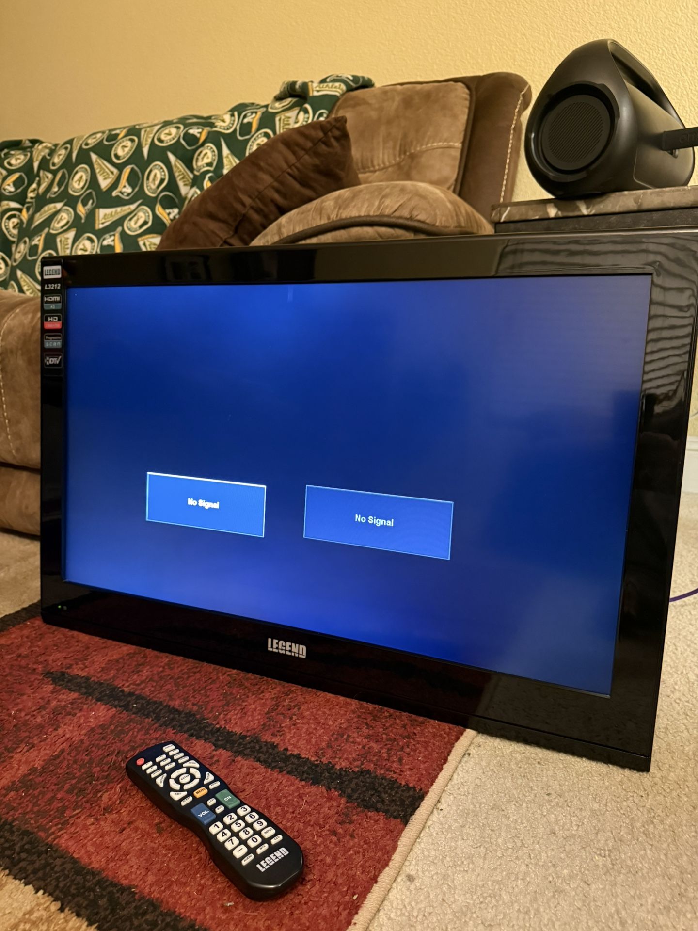 L32/12” HD-TV