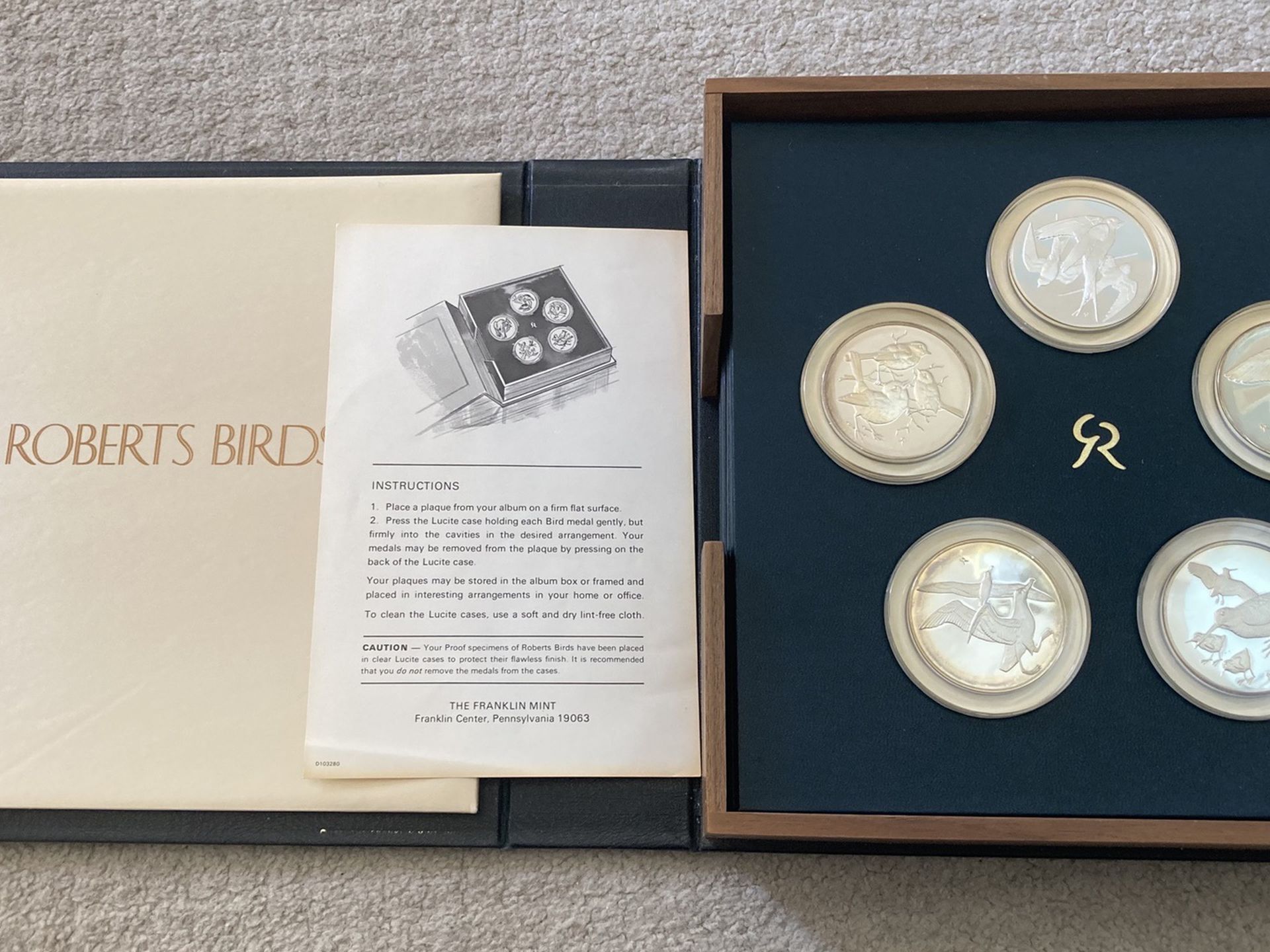 Pristine vintage lot of Roberts Birds by Franklin Mint circa 1971 25 two ounce coins 