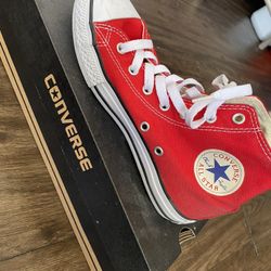 Red Converse Size 3