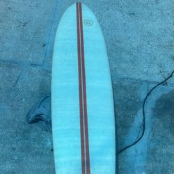 7’11 Surfboard