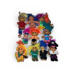 Lot Of Vintage Russ Troll Dolls
