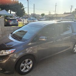 2013 Toyota Sienna