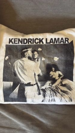 Kendrick Lamar white hoodie