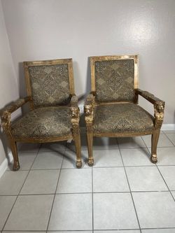 ANTIQUE CHAIR SET OF TWO