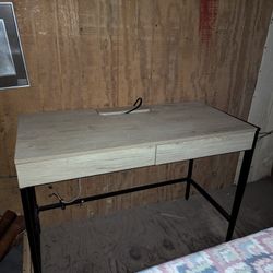 Desk With Drawers 