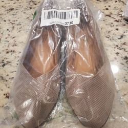 TOMS Women's Julie Perforated Suede Ballet Flat Taupe Grey Suede sz.W 7 

