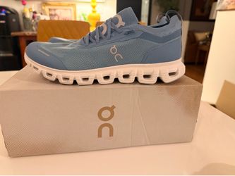 👟 On Women’s Running Shoes – Size 9 | New in Box