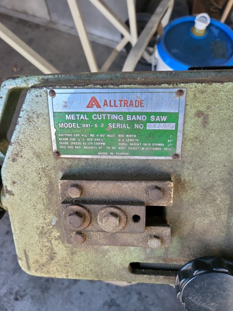 Metal Cuttong Band Saw
