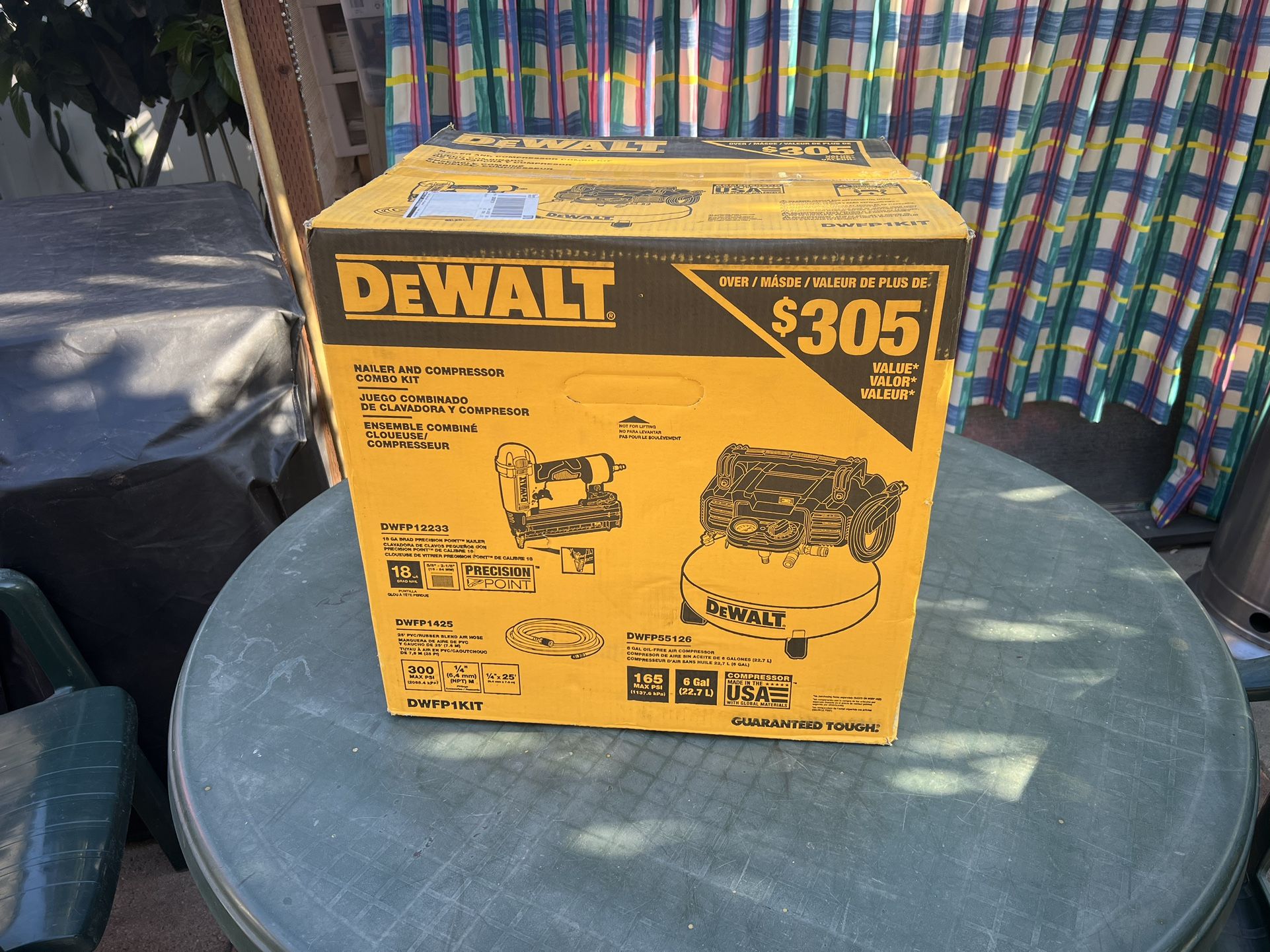 DEWALT 6 Gal. 18-Gauge Brad Nailer and Heavy-Duty Pancake Electric Air Compressor Combo Kit