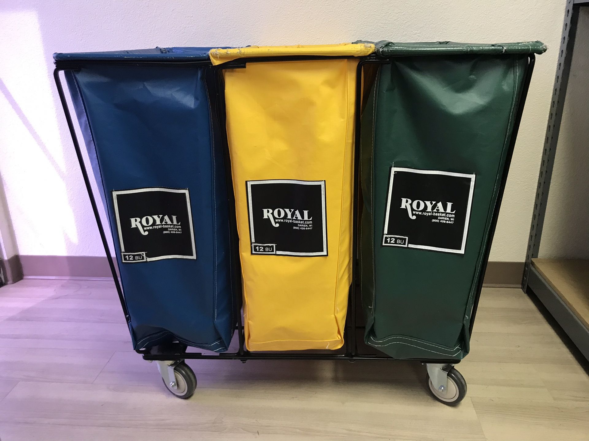 Royal Sorting Basket Truck 12 Bu. Liner Drop In Divider 26 x 36 x 34 3 Compartments