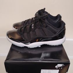 Deadstock Jordan Retro 11 Low Space Jam Sz 11 Comes With Original Receipt 