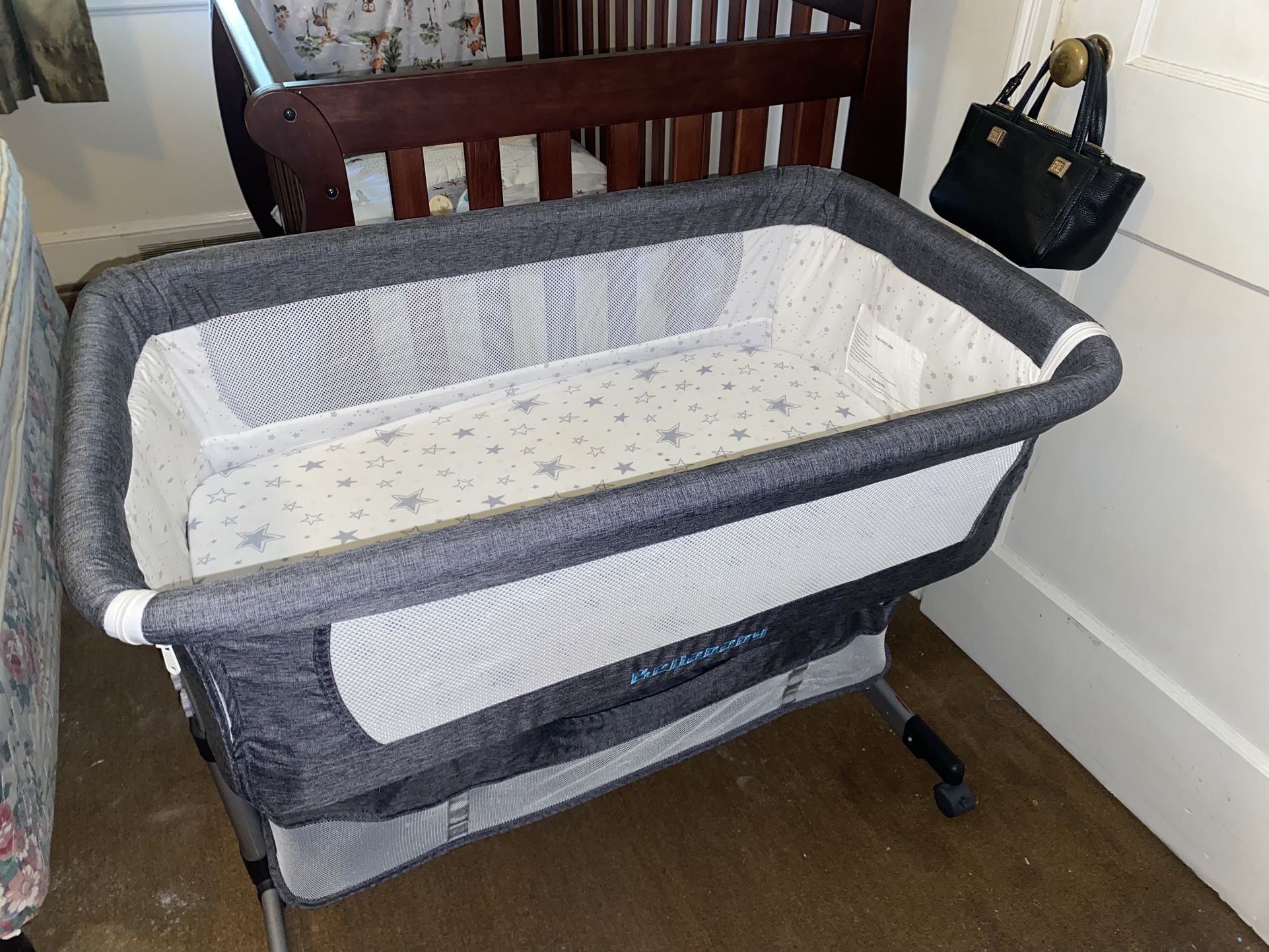 Bellababy Bassinet and Sheets