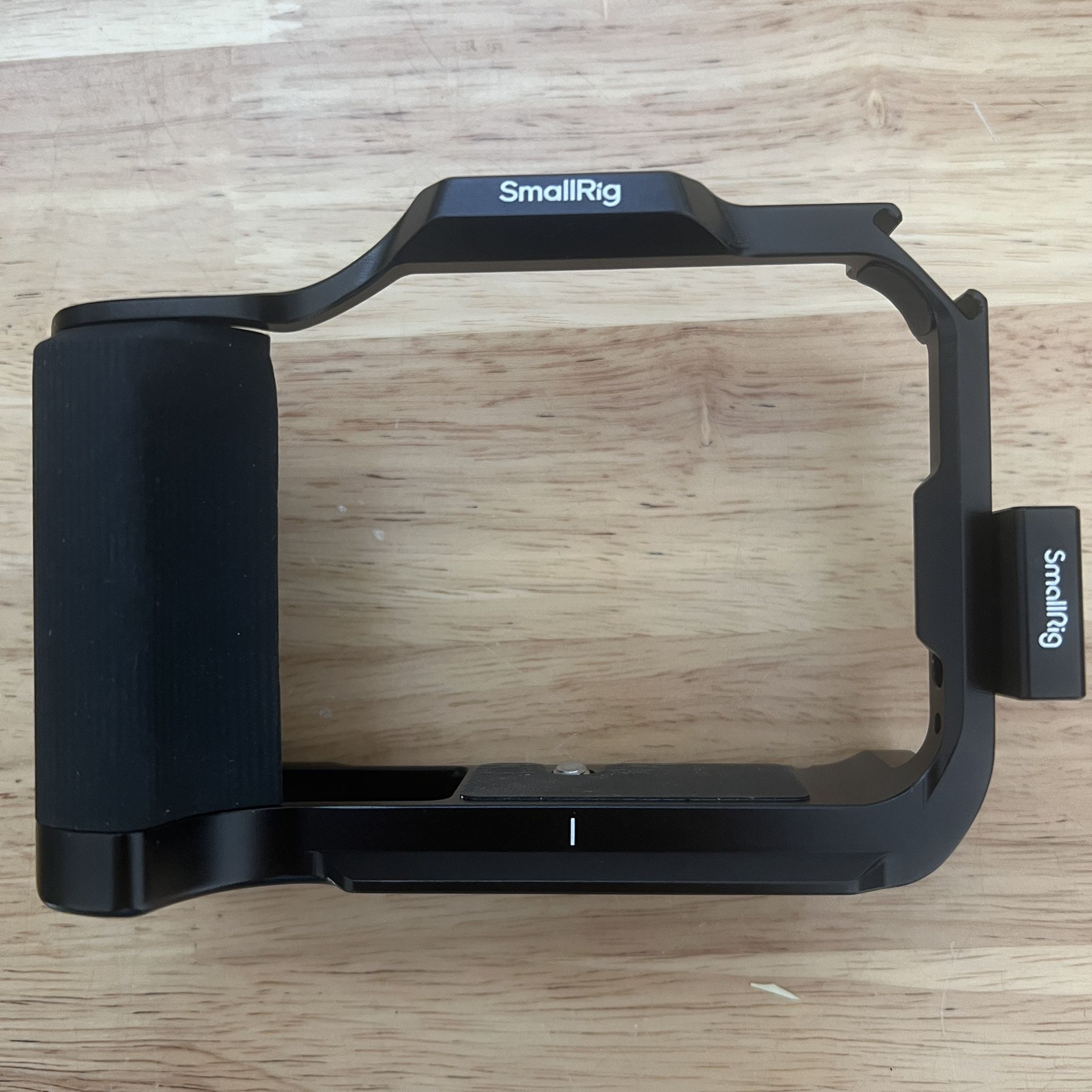 SmallRig Cage for Canon R50v