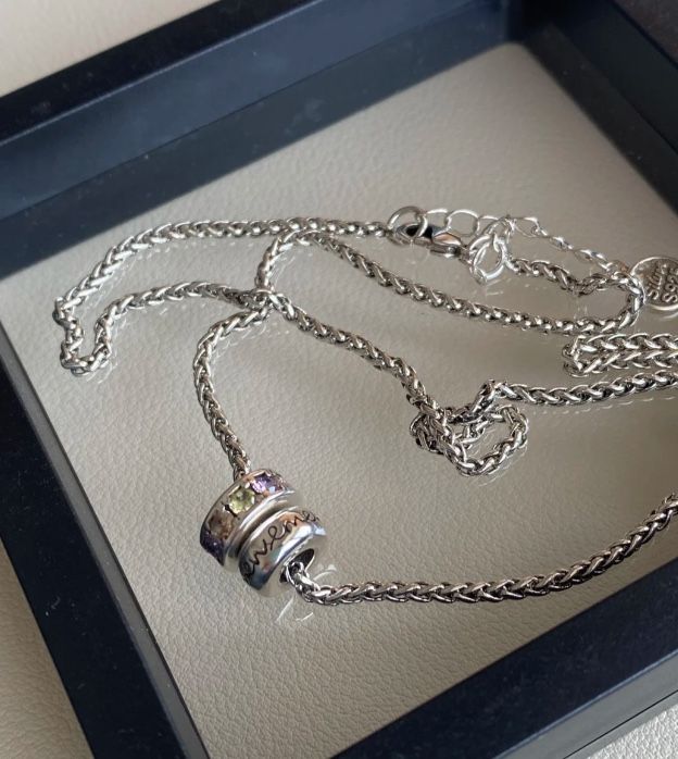 Silver necklace
