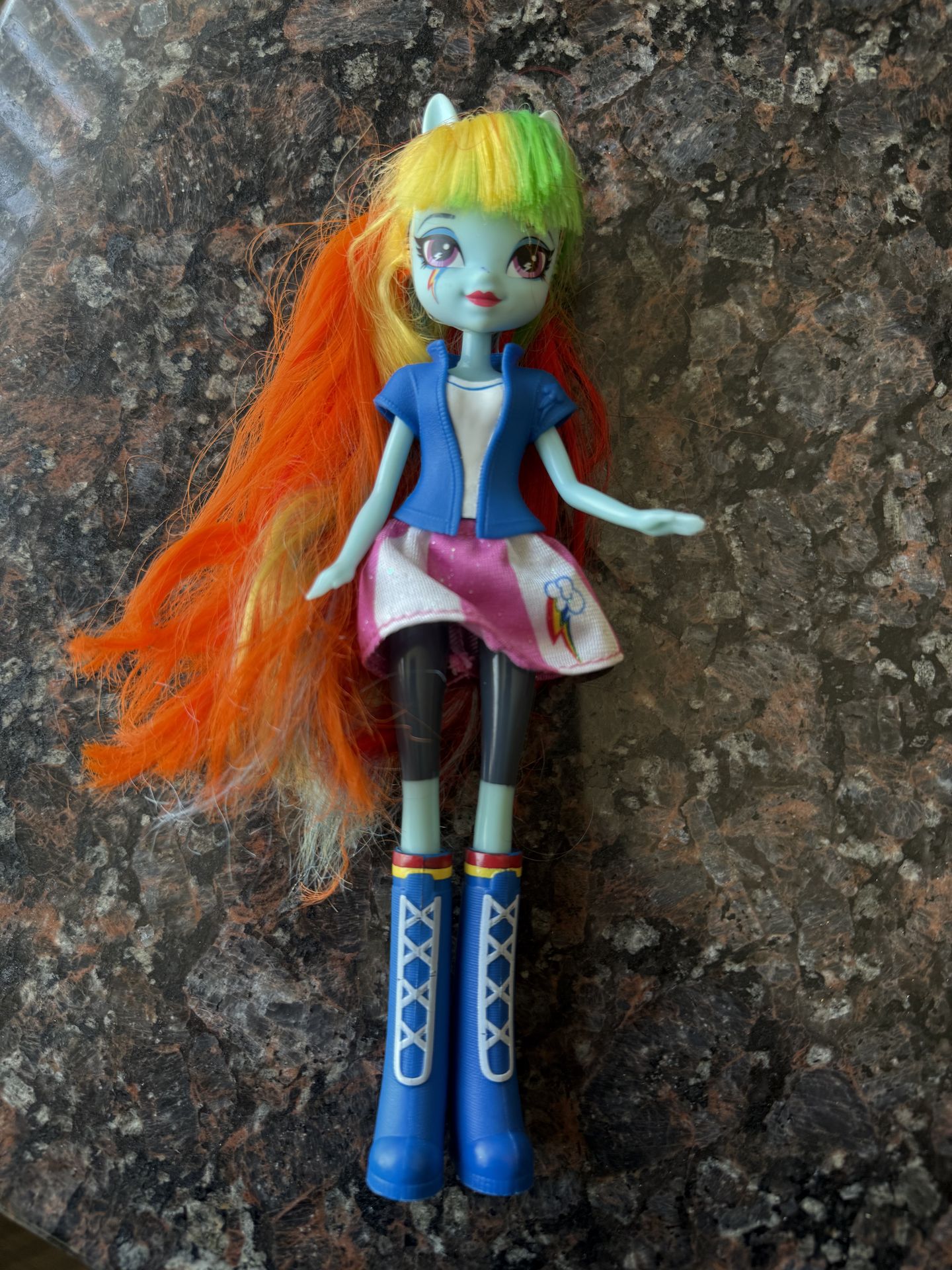 MY LITTLE PONY EQUESTRIA GIRL RAINBOW DASH DOLL 9” TALL MLP