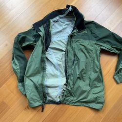 Marmot lightweight Gore-Tex raincoat