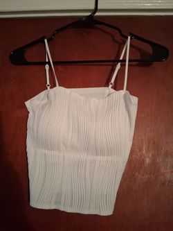 White crop top sz S new